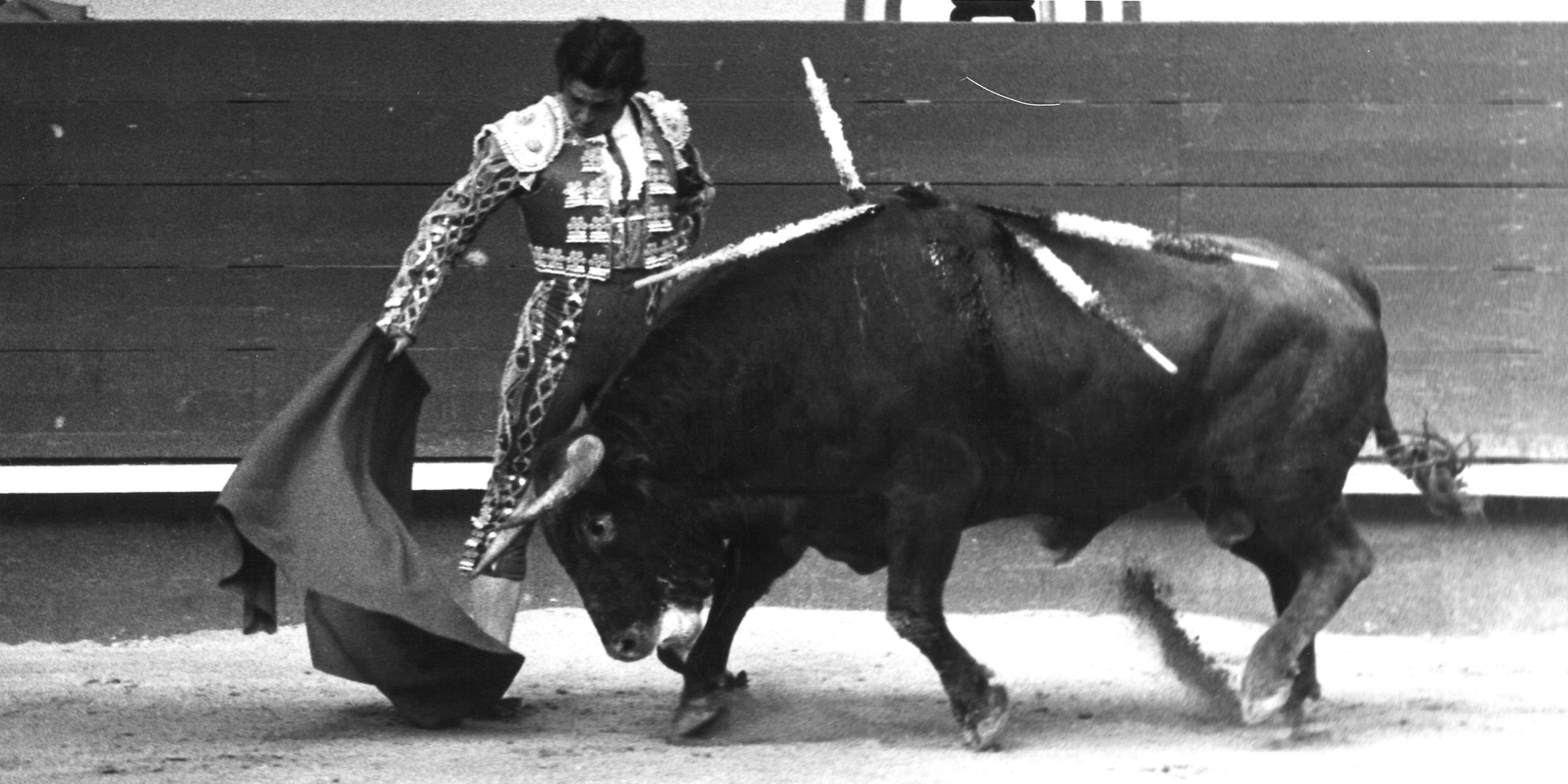 Fabra y la plaça de bous, símbolos y sentimiento