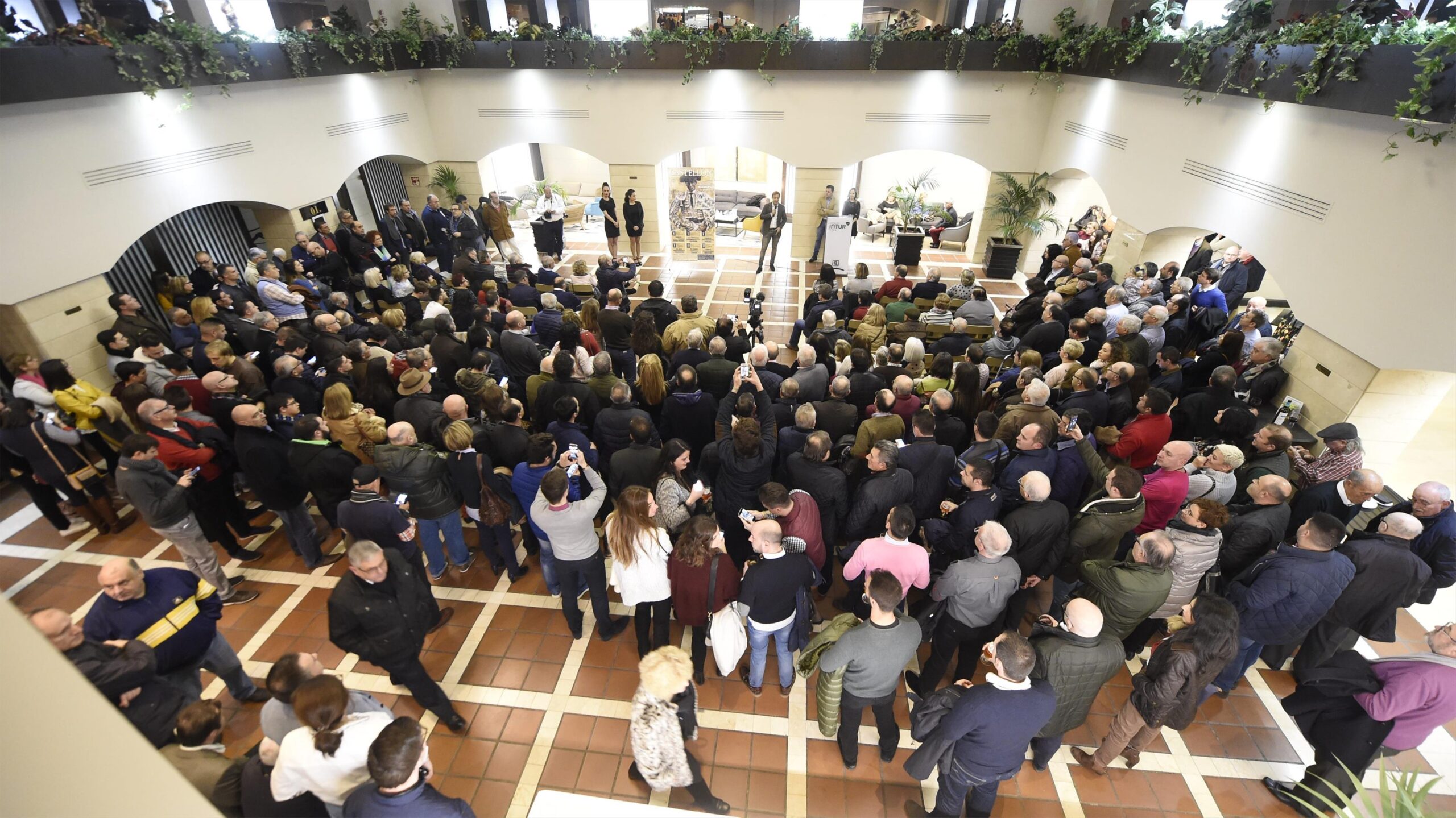 Castellón: doblete de Manzanares y regreso de Victorino Martín