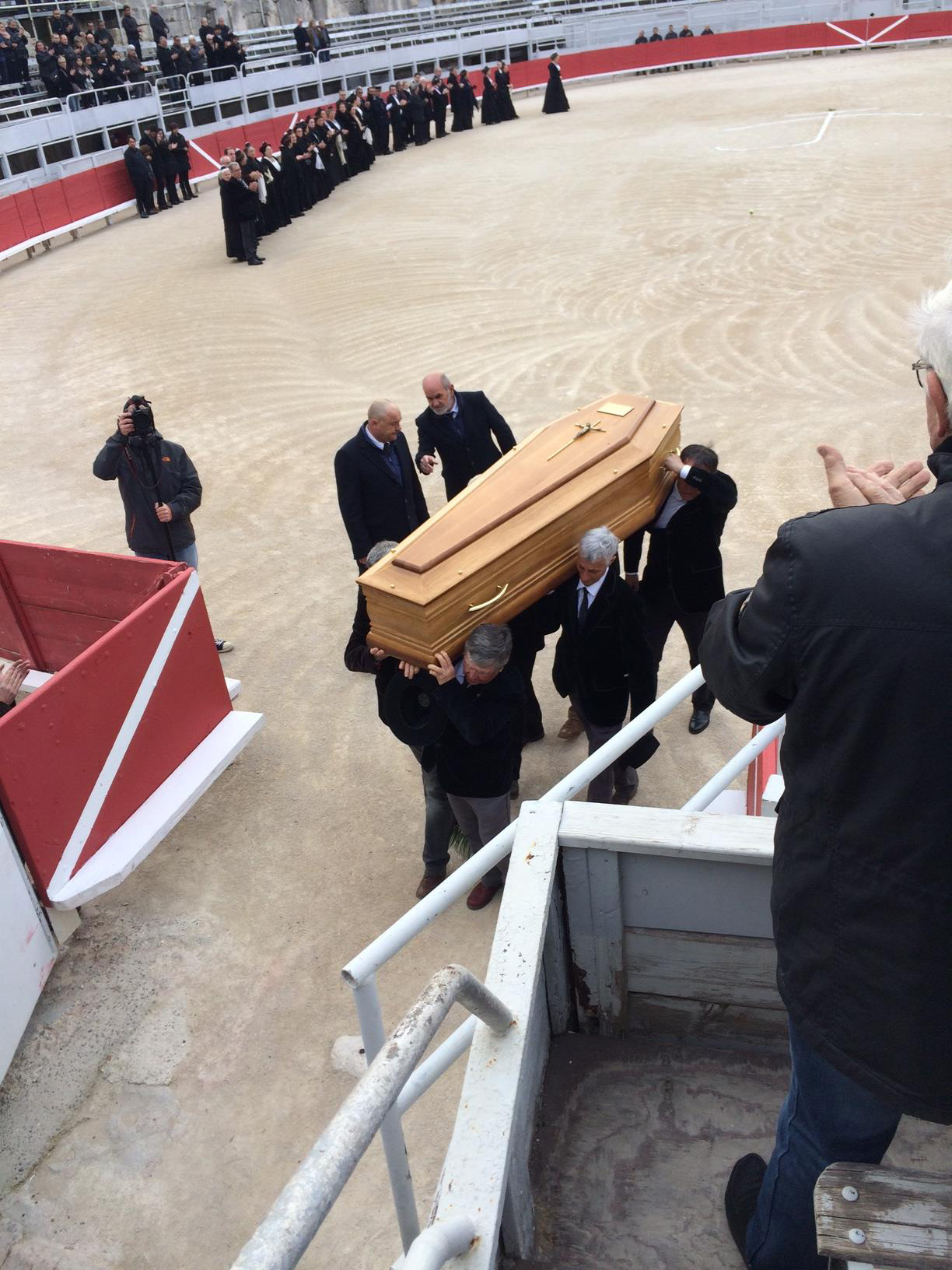 Arles - Entierro de Luc Jalabert - Viernes 30 de marzo de 2018