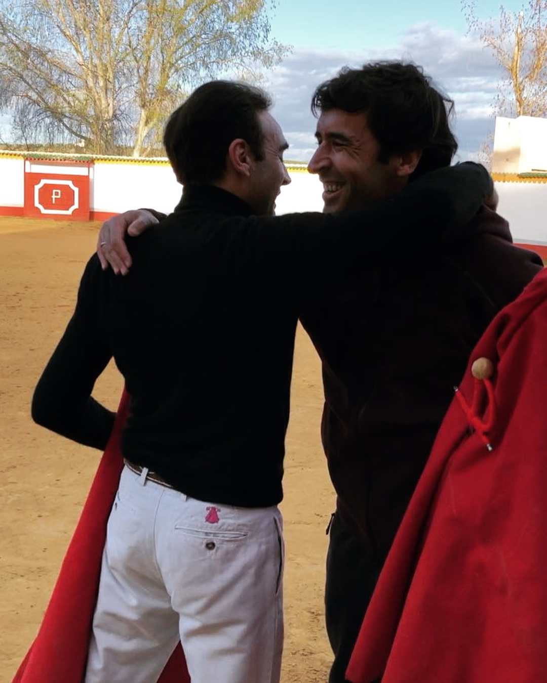 Tentadero en Cetrina con Enrique Ponce y el futbolista Raúl González