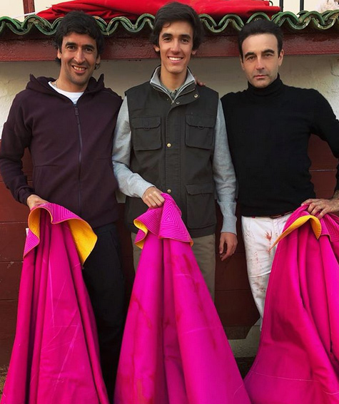 Tentadero en Cetrina con Enrique Ponce y el futbolista Raúl González