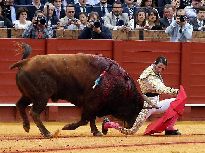Sevilla - Corrida de toros - Sábado 21 de abril de 2018