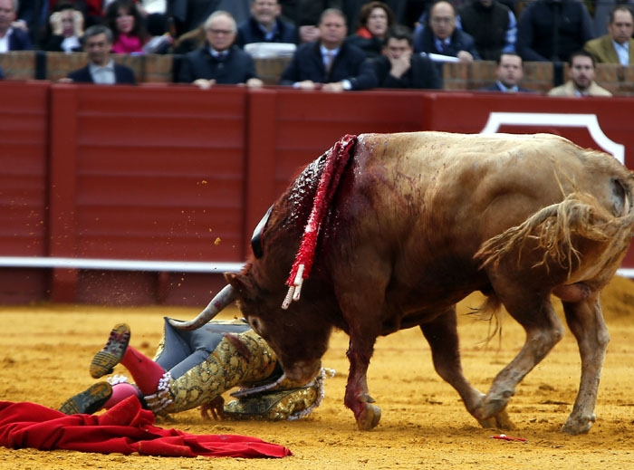 Sevilla - Corrida de toros - Domingo 8 de abril de 2018