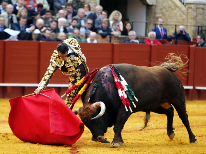 Sevilla - Corrida de toros - Domingo 8 de abril de 2018