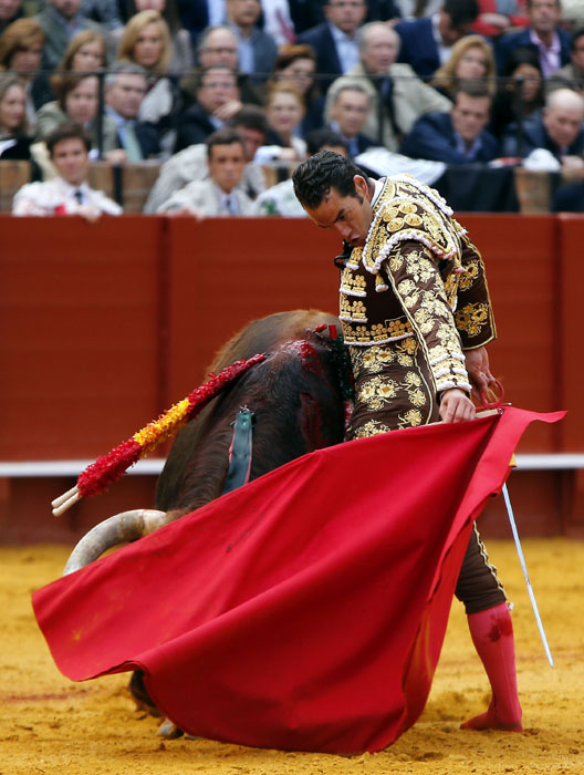 Sevilla - Corrida de toros - Domingo 8 de abril de 2018