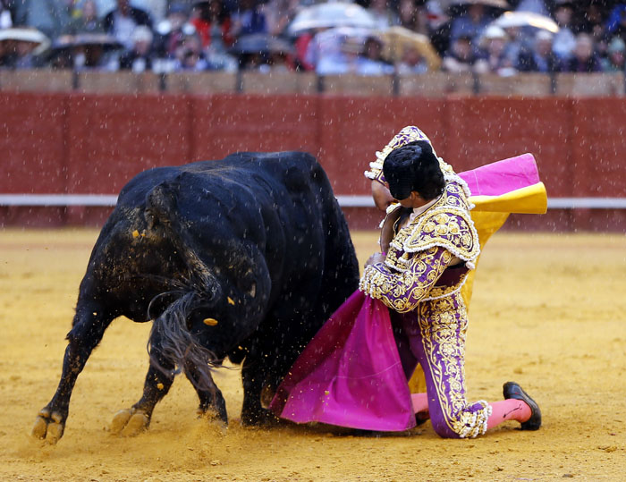 Sevilla - Corrida de toros - Sábado 21 de abril de 2018