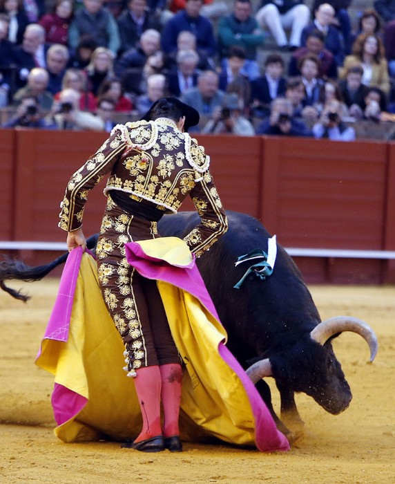 Sevilla - Corrida de toros - Domingo 8 de abril de 2018