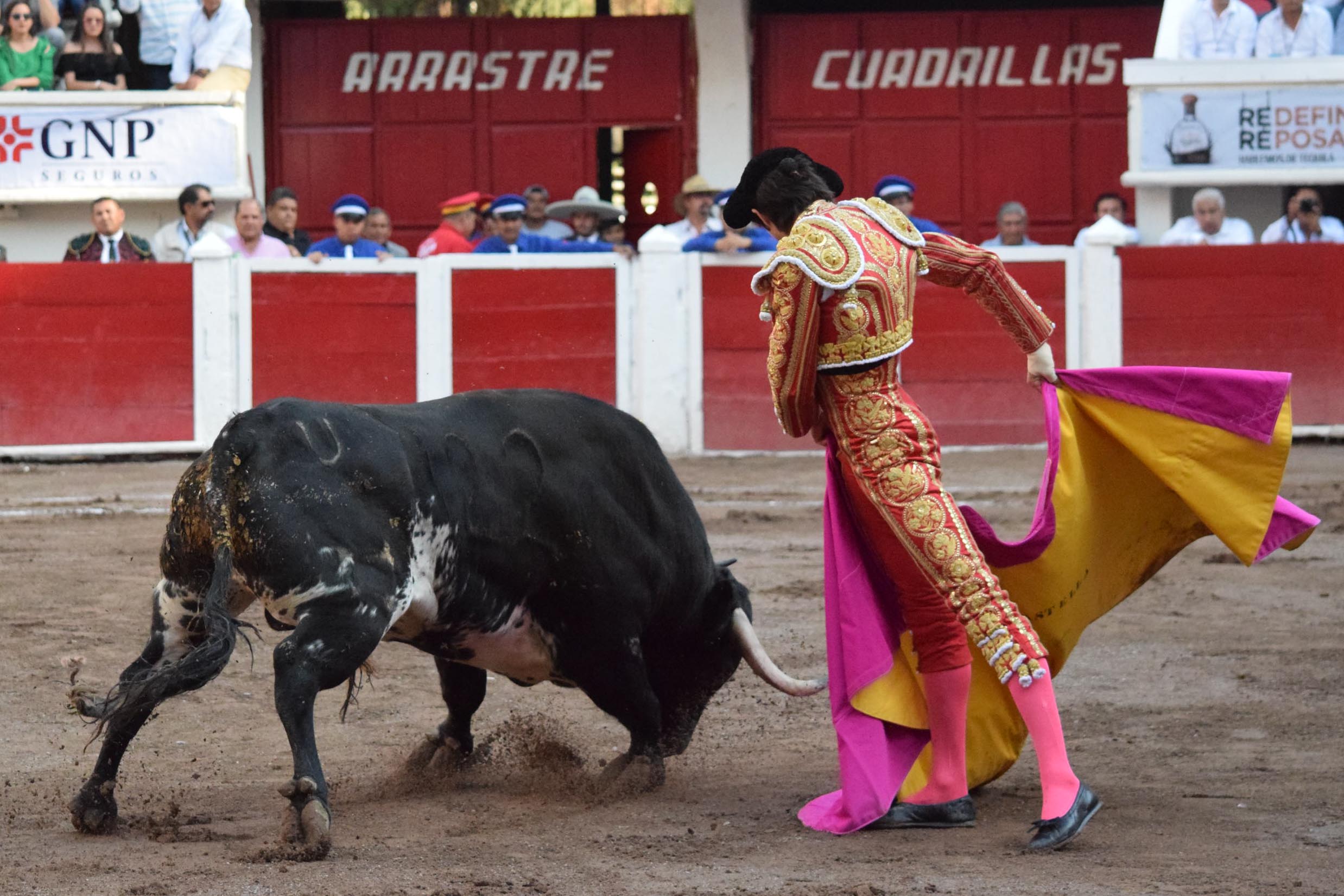 Aguascalientes (México) - Corrida de toros - Viernes 7 de abril de 2018
