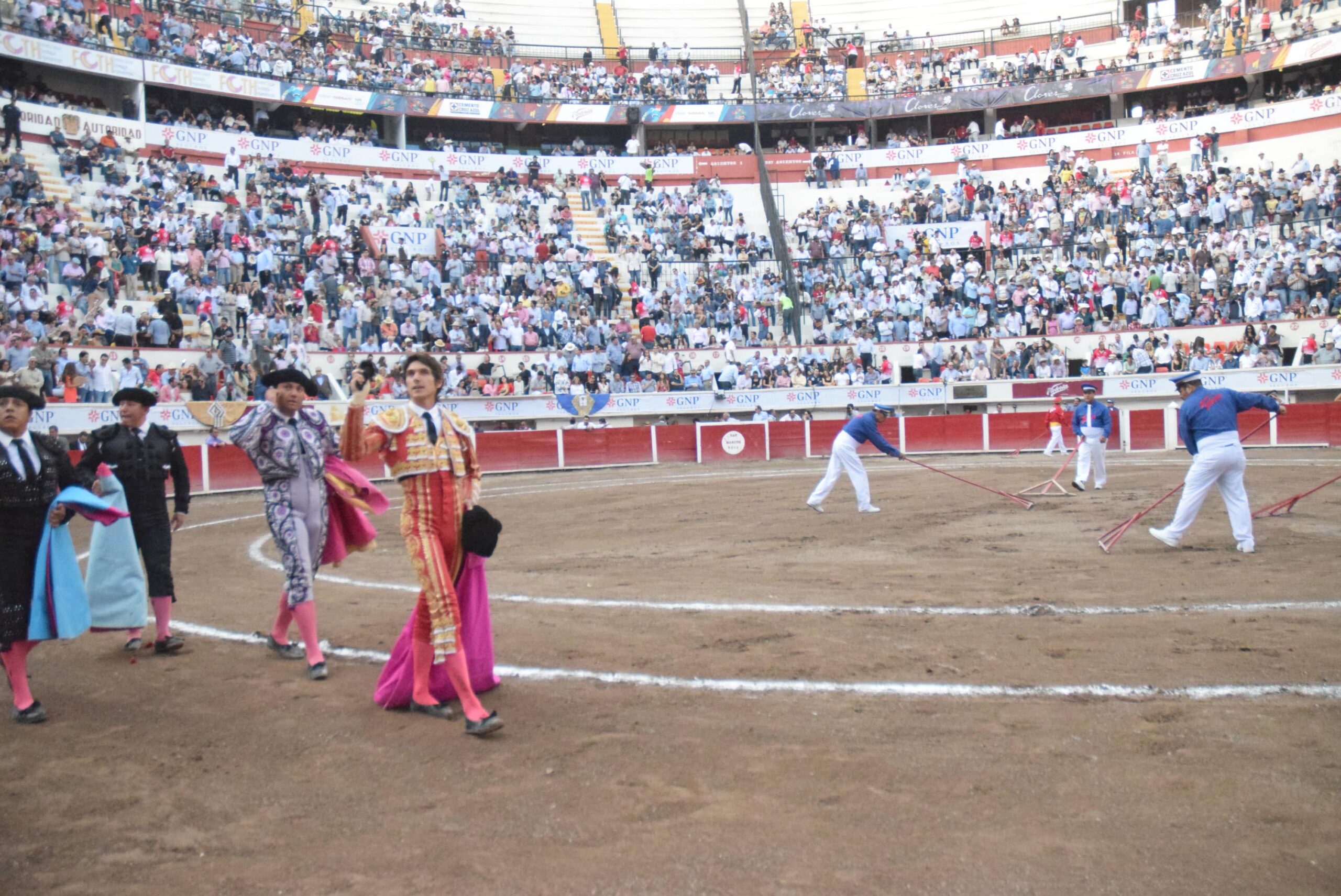 Aguascalientes (México) - Corrida de toros - Viernes 7 de abril de 2018