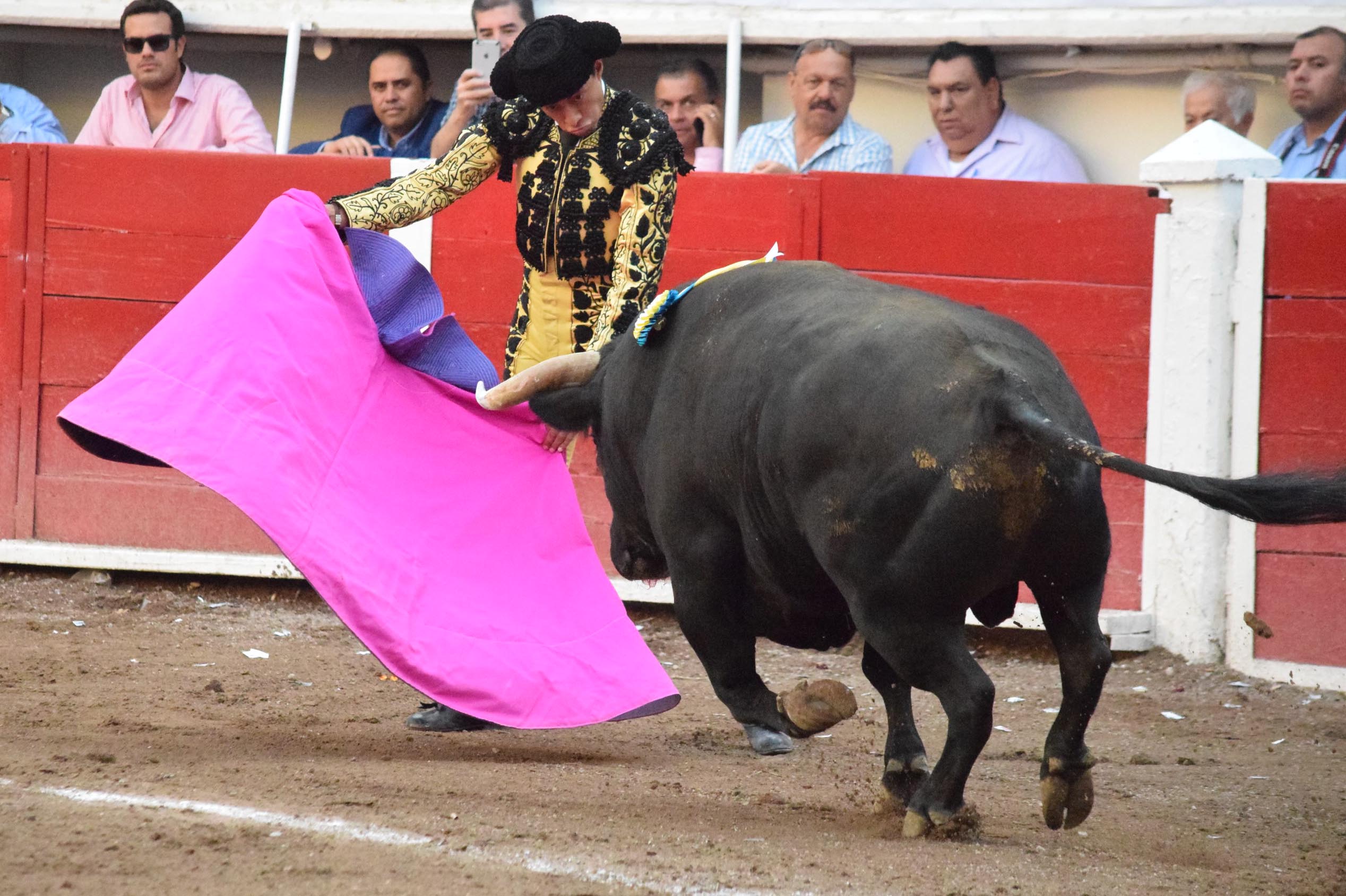 Aguascalientes (México) - Corrida de toros - Viernes 7 de abril de 2018