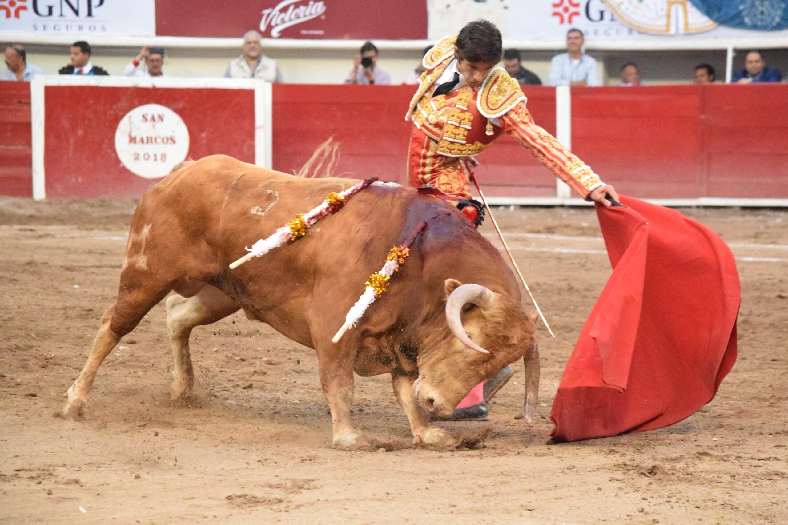 Aguascalientes (México) - Corrida de toros - Viernes 7 de abril de 2018