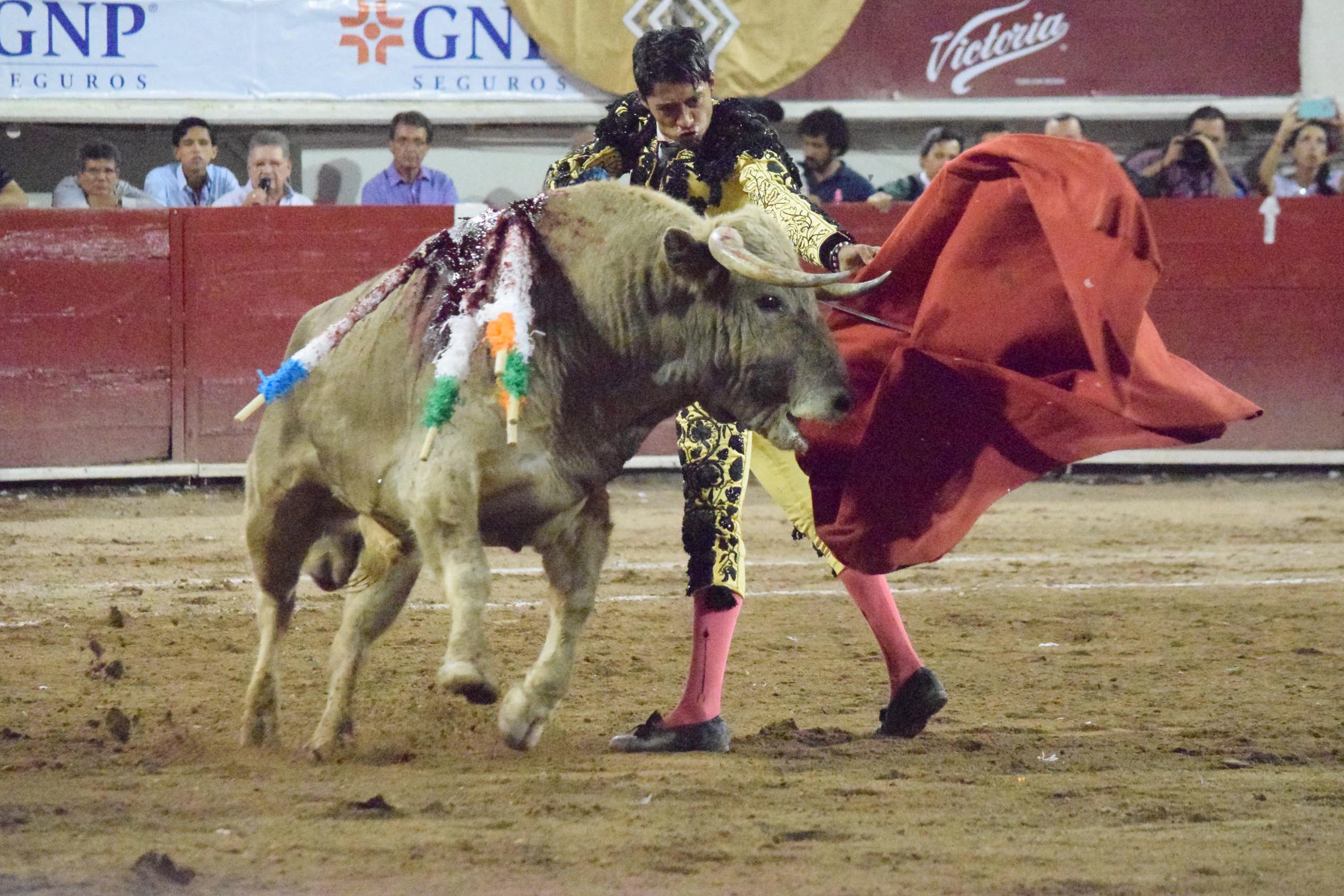 Aguascalientes (México) - Corrida de toros - Viernes 7 de abril de 2018