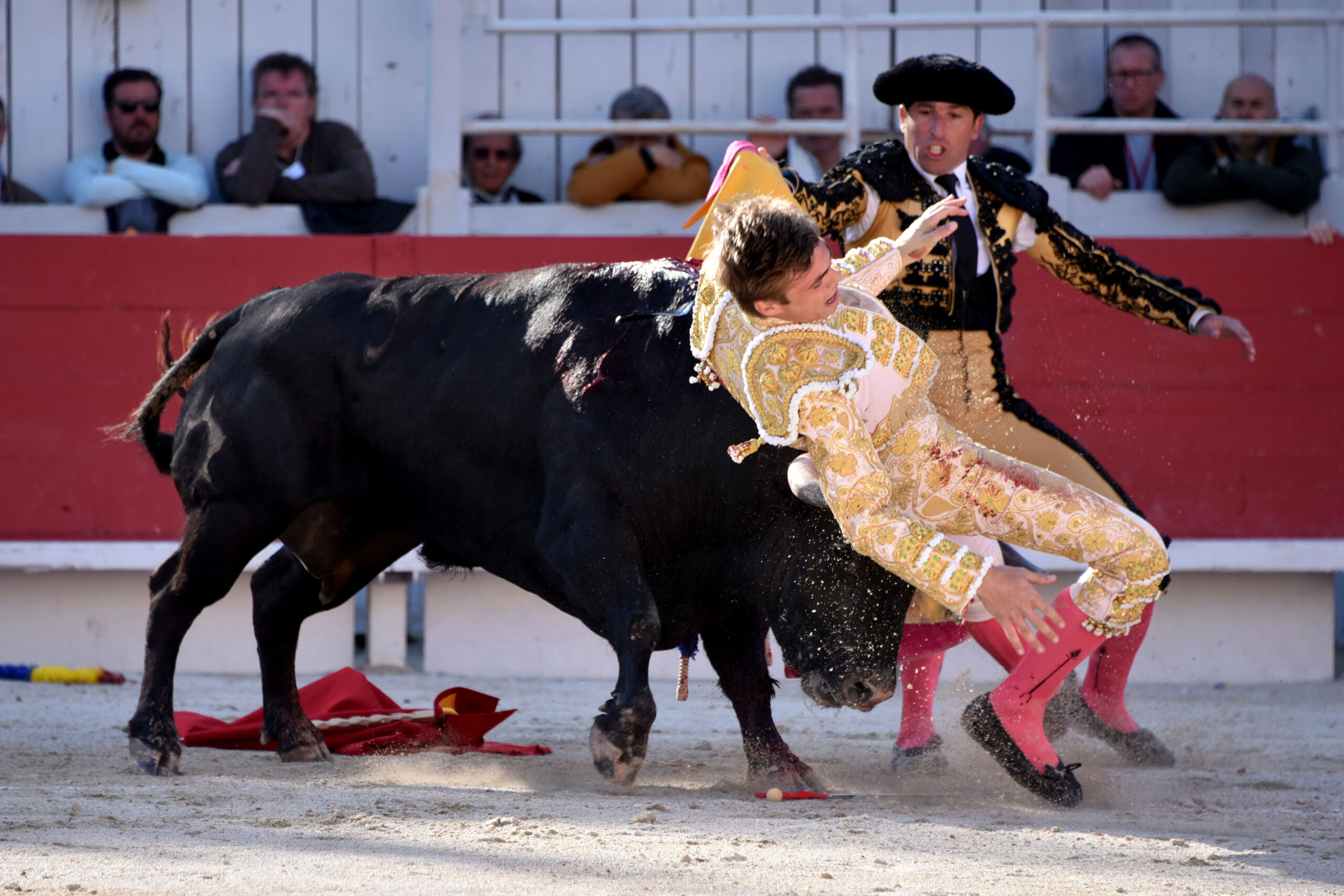 Arles (Francia) - Feria de Pascua - Corrida de toros - Domingo 1 de abril de 2018