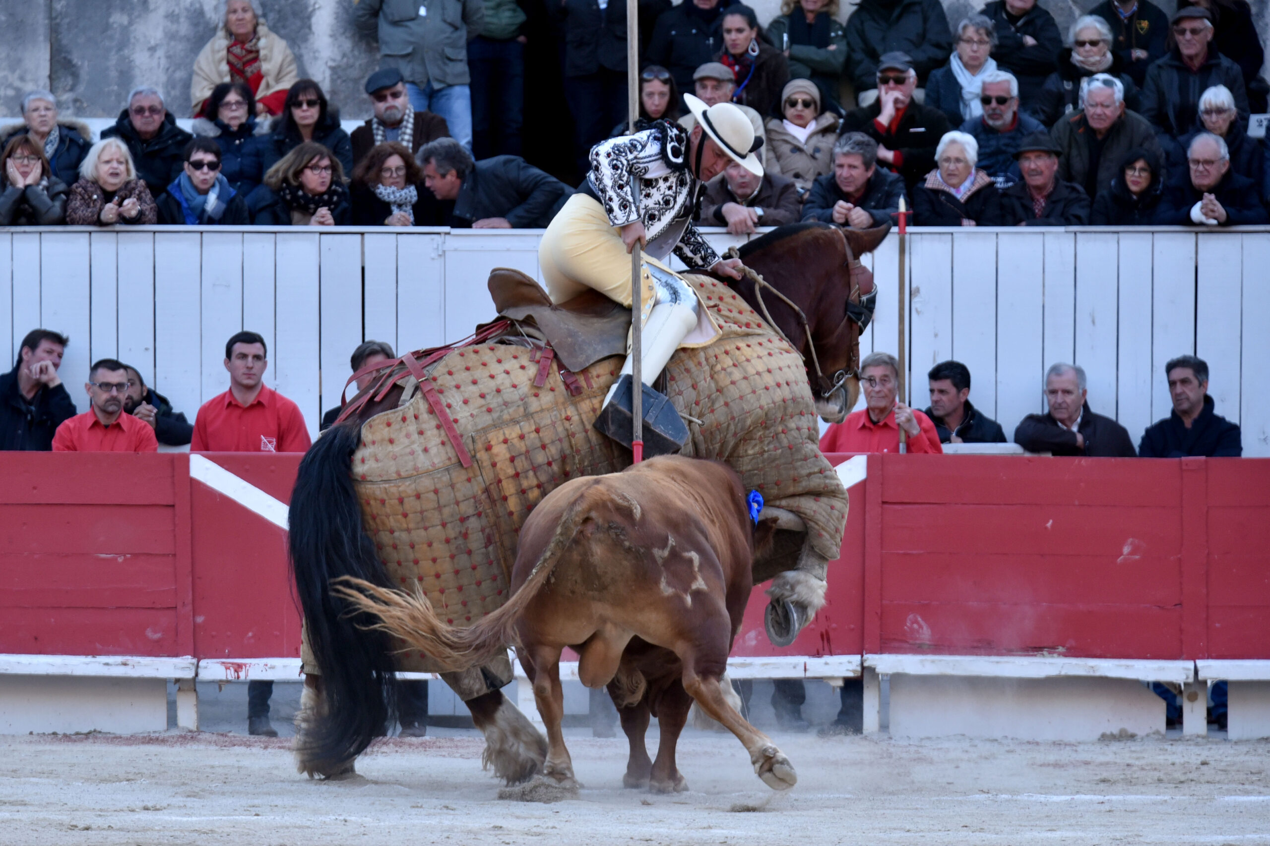 Arles (Francia) - Feria de Pascua - Corrida de toros - Domingo 1 de abril de 2018