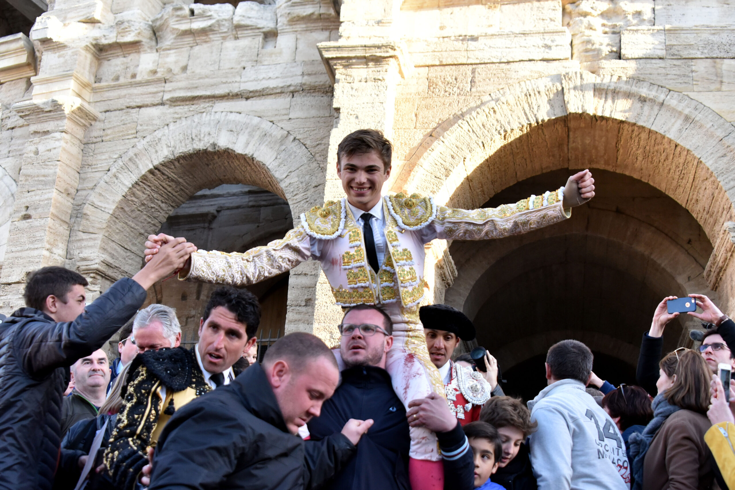 Arles (Francia) - Feria de Pascua - Corrida de toros - Domingo 1 de abril de 2018