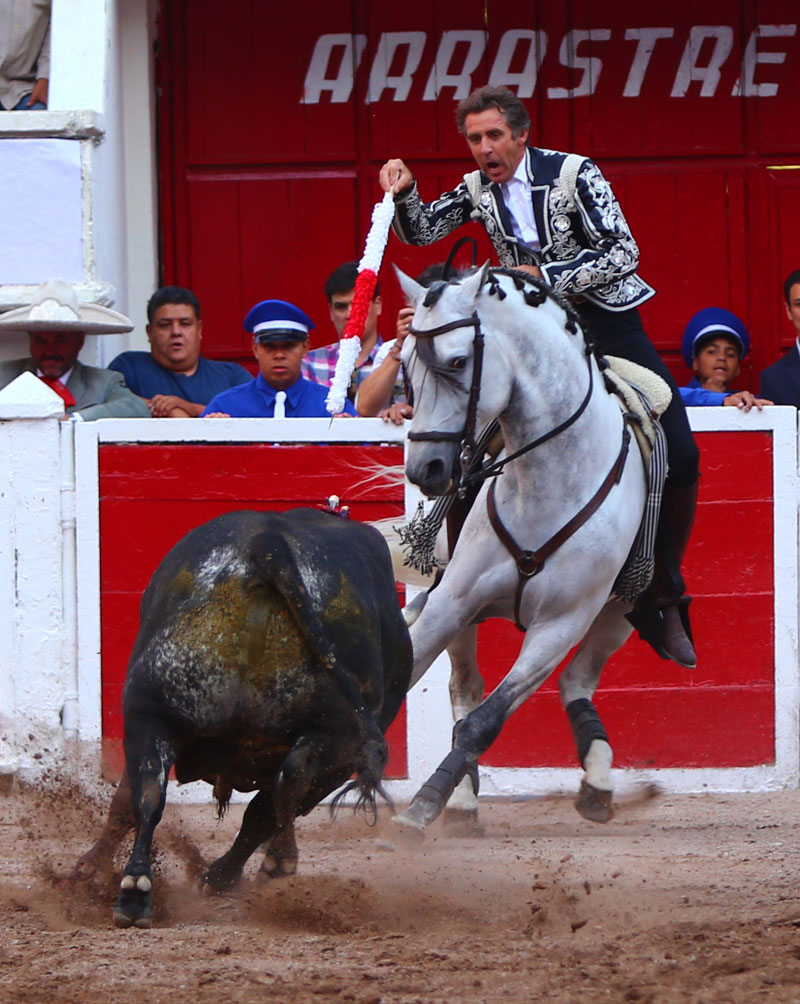 Aguascalientes (México) - Corrida de toros - Sábado 21 de abril de 2018