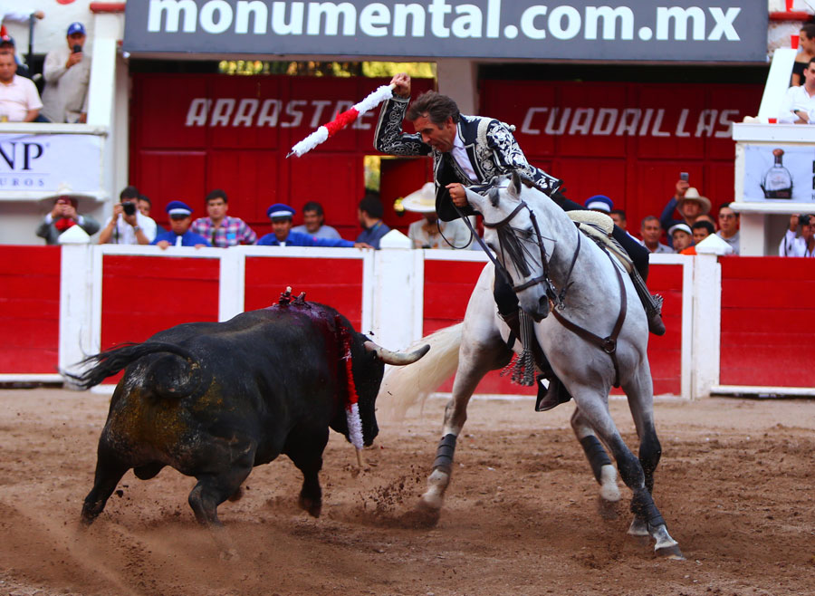 Aguascalientes (México) - Corrida de toros - Sábado 21 de abril de 2018