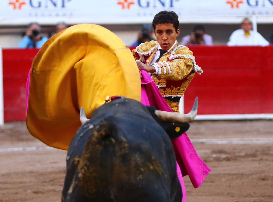 Aguascalientes (México) - Corrida de toros - Viernes 20 de abril de 2018