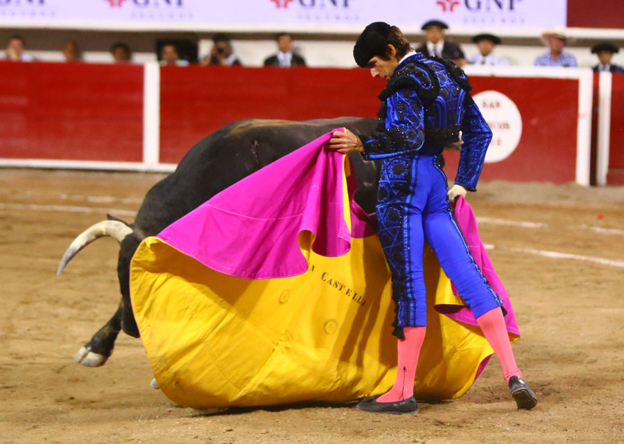 Aguascalientes (México) - Corrida de toros - Sábado 21 de abril de 2018