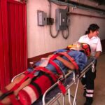 México - Cogida del novillero Víctor Valencia