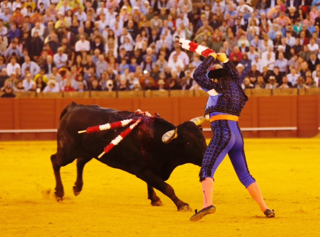 Sevilla - Corrida de toros - Domingo 22 de abril de 2018