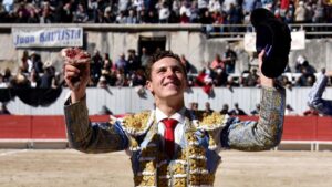 Arles (Francia) - Feria de Pascua - Novillada picada matinal - Domingo 1 de abril de 2018