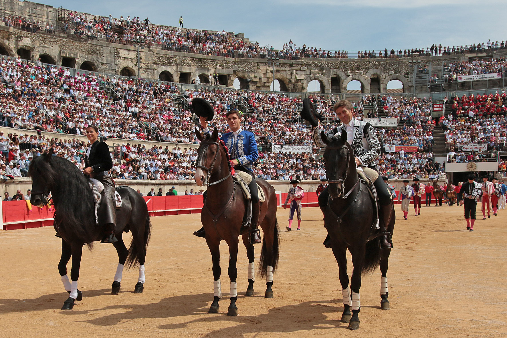 Nimes (Francia), lunes 21 de mayo de 2018. Festejo de rejones matinal