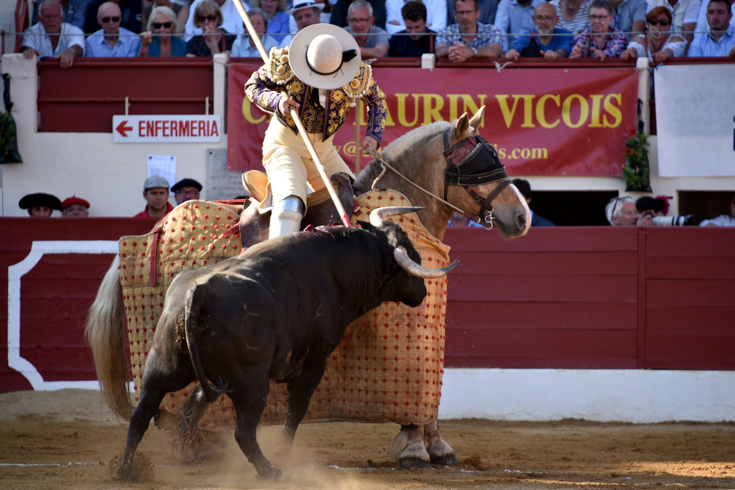 Vic-Fezensac (Francia) - Feria de Pentecostés - Tarde - Domingo 20 de mayo 2018