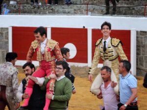 Sotillo de Adrada (Ávila) - Corrida de toros - Domingo 27 de mayo de 2018