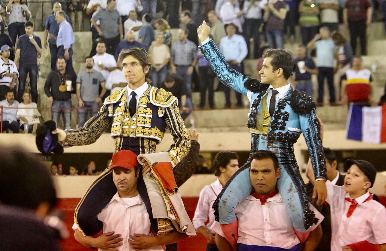 Triunfo de Sebastián Castella y Joselito Adame en Ciudad Juárez