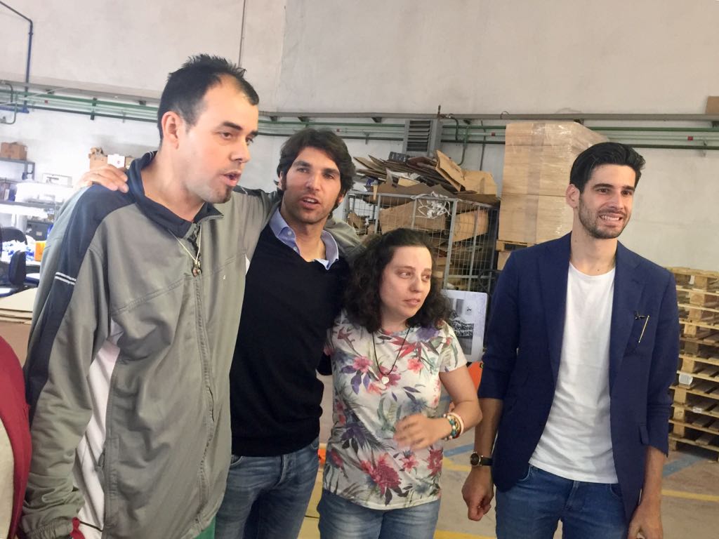 Cayetano y López Simón visitan Asprona