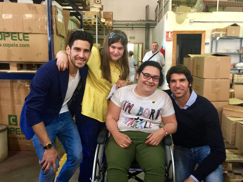 Cayetano y López Simón visitan Asprona