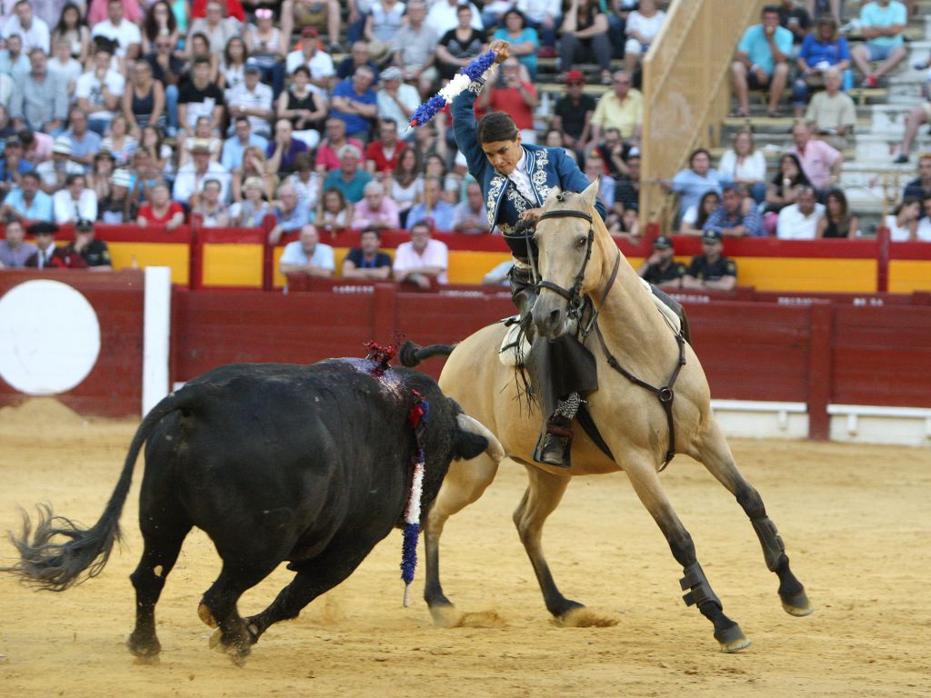 Alicante - Feria de Hogueras - Corrida de rejones - Domingo 17 de junio de 2018