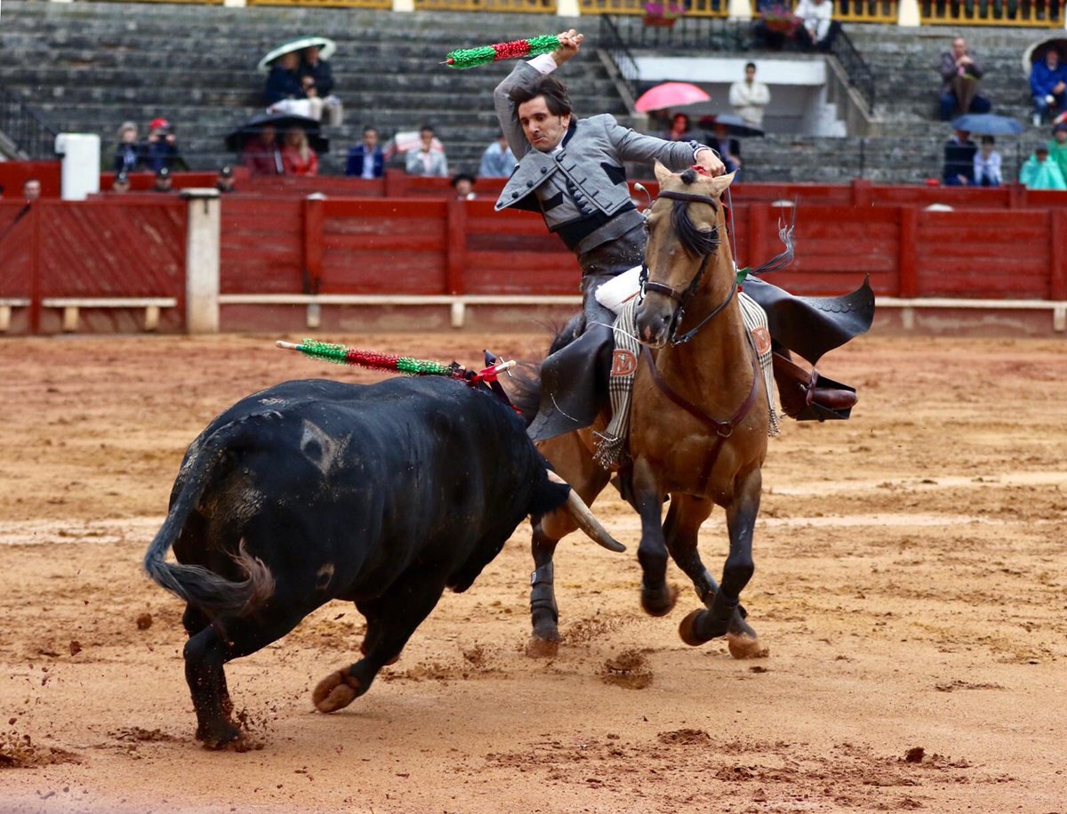 Aranjuez (Madrid) - Corrida mixta - Sábado 2 de junio de 2018