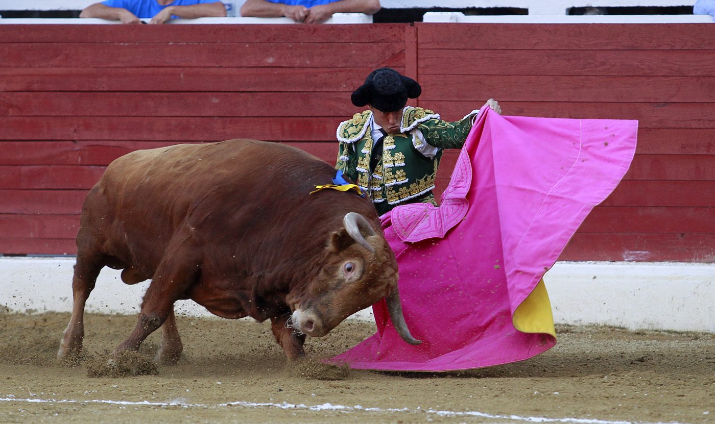 Aire sur l'Adour - Corrida de toros - Domingo 17 de junio de 2018