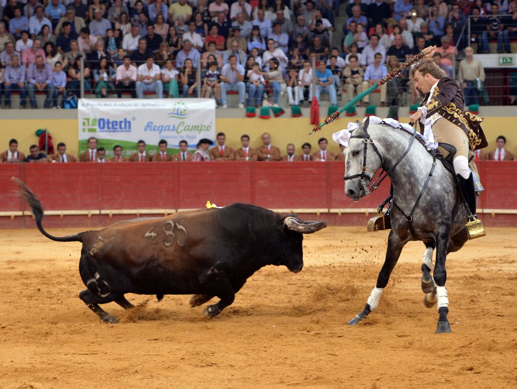 Évora (Portugal) - Corrida de rejones - Viernes 29 de junio de 2018
