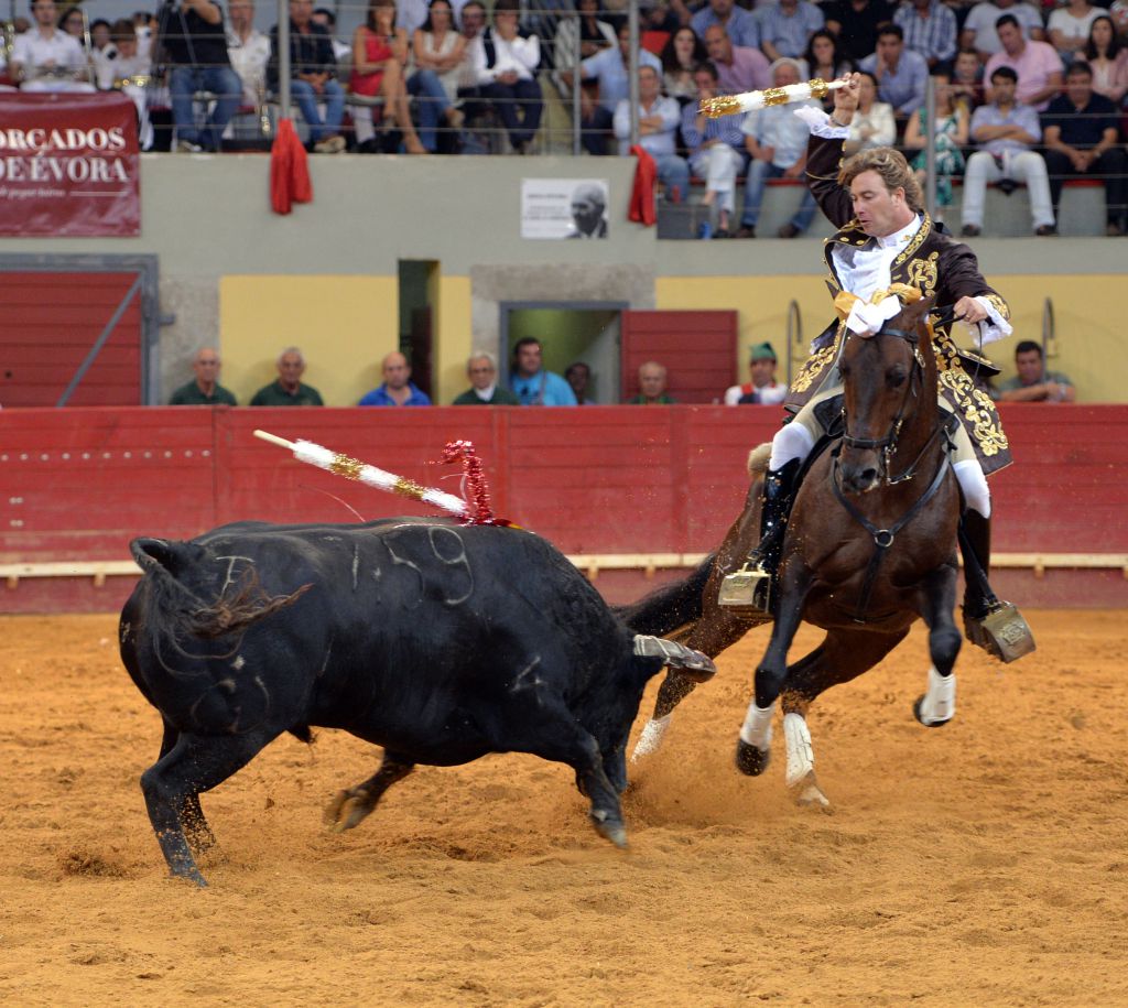 Évora (Portugal) - Corrida de rejones - Viernes 29 de junio de 2018