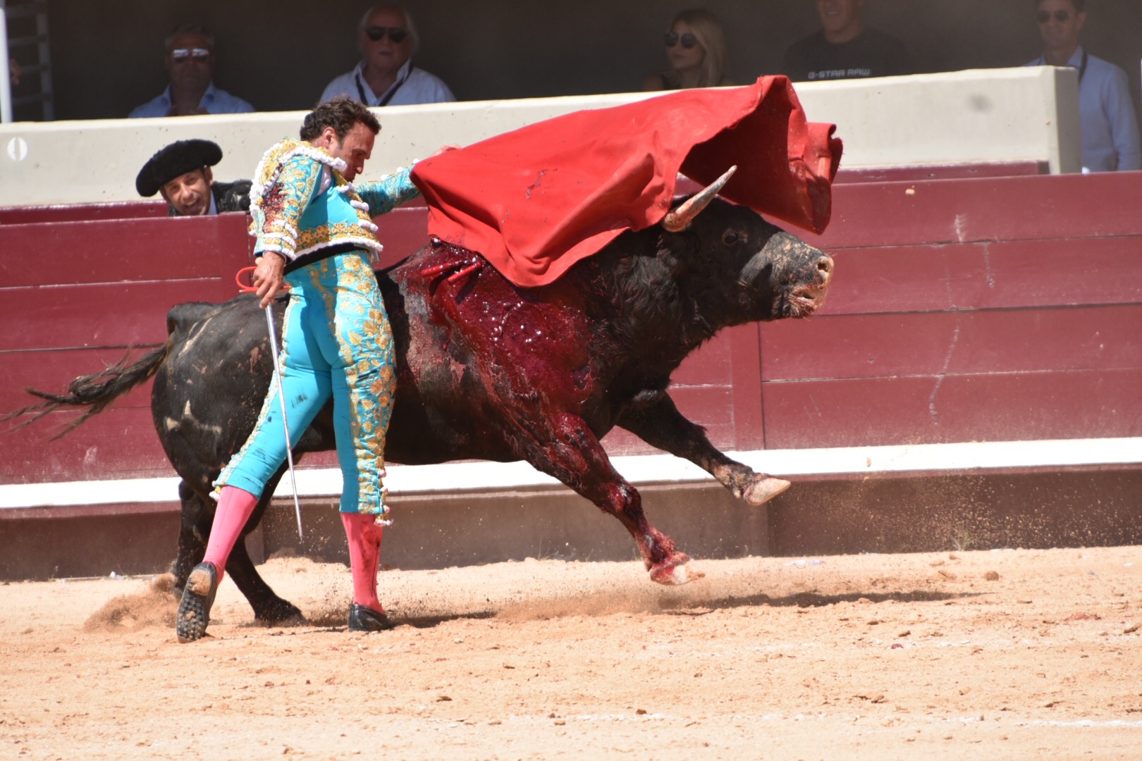 Istres (Francia) - Corrida de toros - Mañana - Domingo 17 de junio de 2018