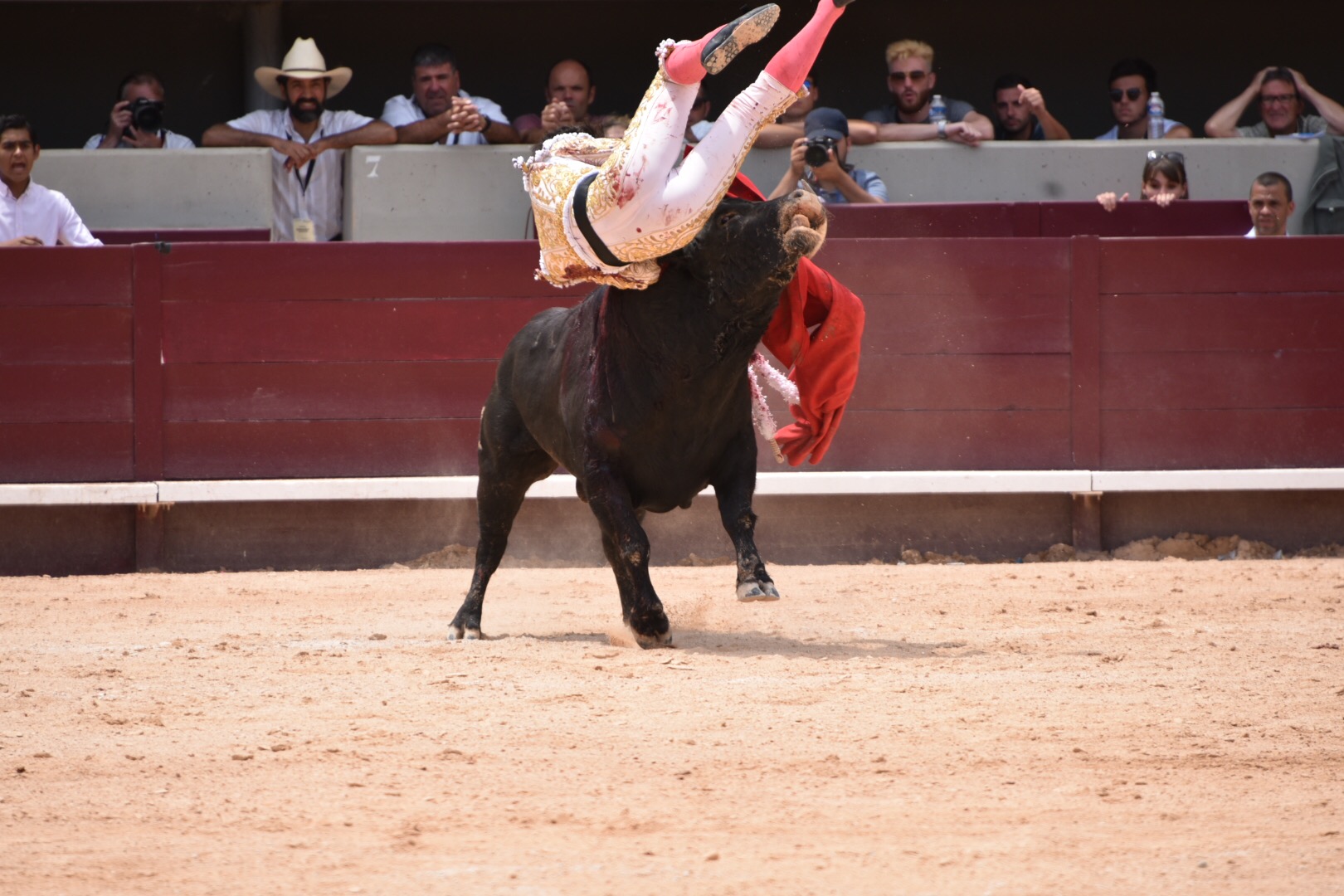 Istres (Francia) - Corrida de toros - Mañana - Domingo 17 de junio de 2018
