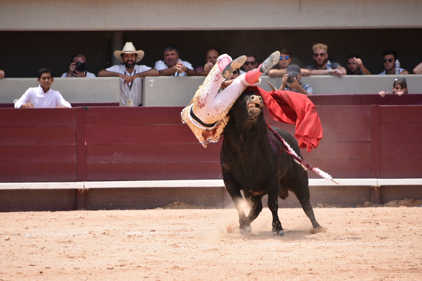 Istres (Francia) - Corrida de toros - Mañana - Domingo 17 de junio de 2018