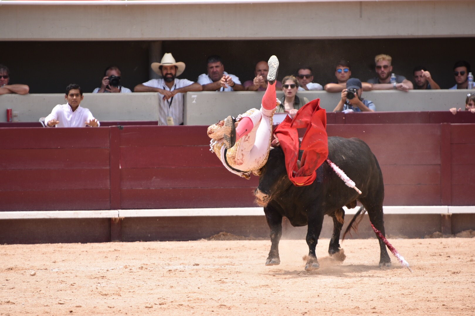 Istres (Francia) - Corrida de toros - Mañana - Domingo 17 de junio de 2018