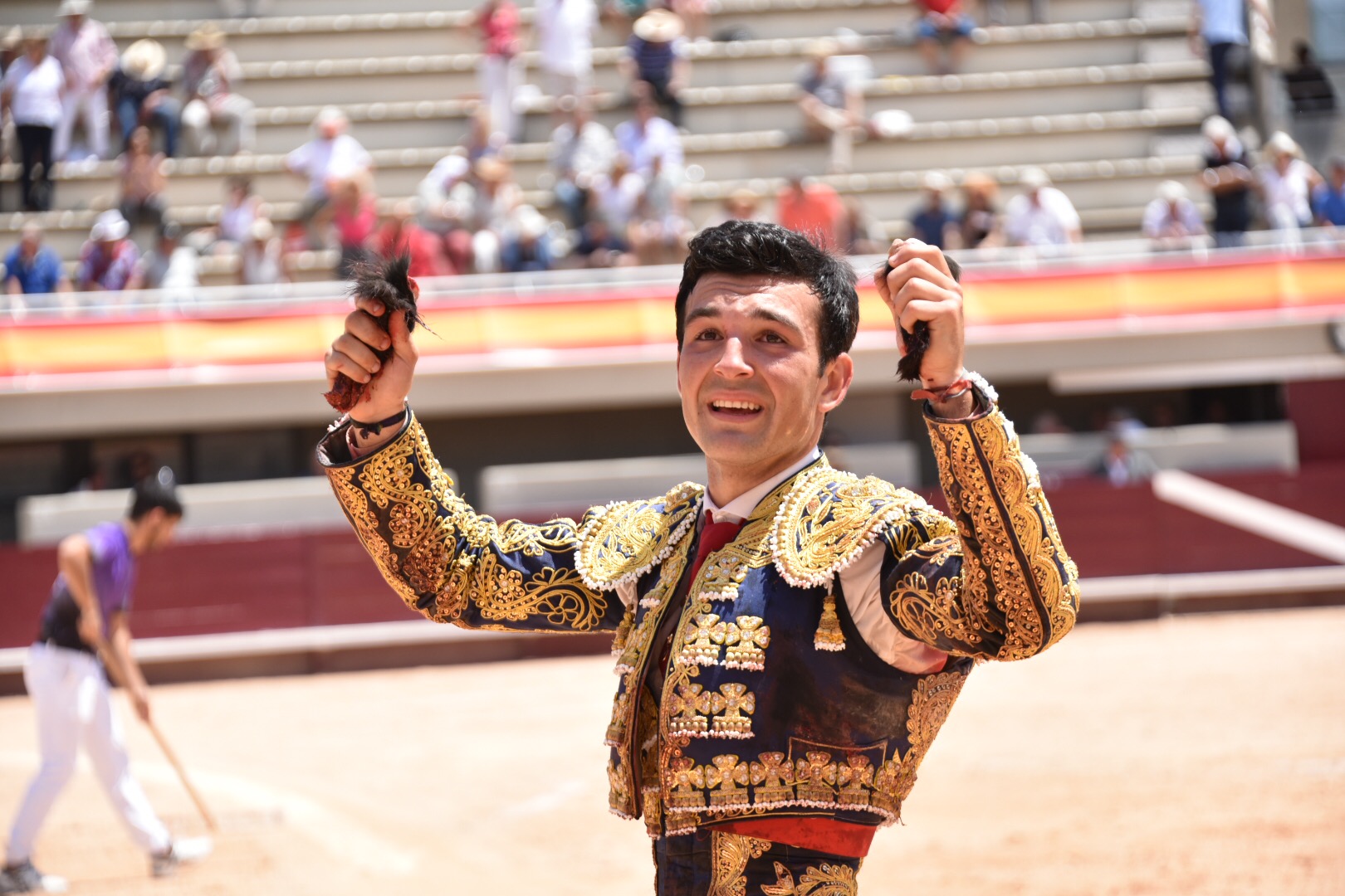 Istres (Francia) - Novillada con picadores matinal - Sábado 16 de junio de 2018