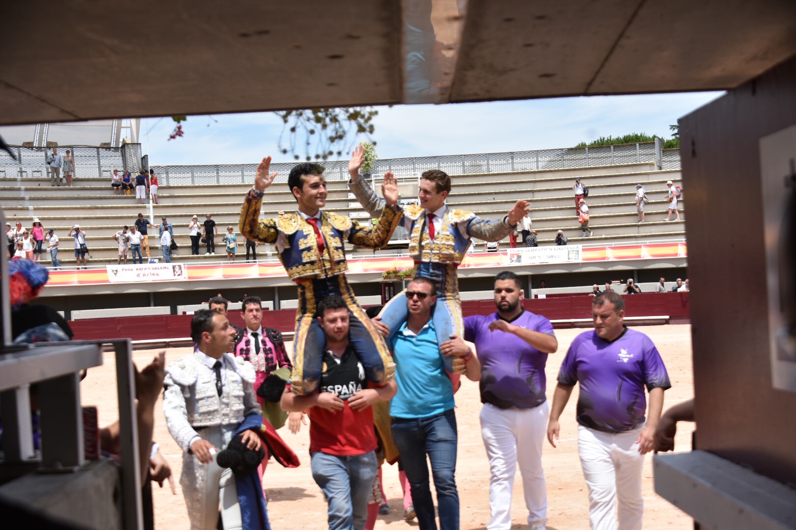 Istres (Francia) - Novillada con picadores matinal - Sábado 16 de junio de 2018