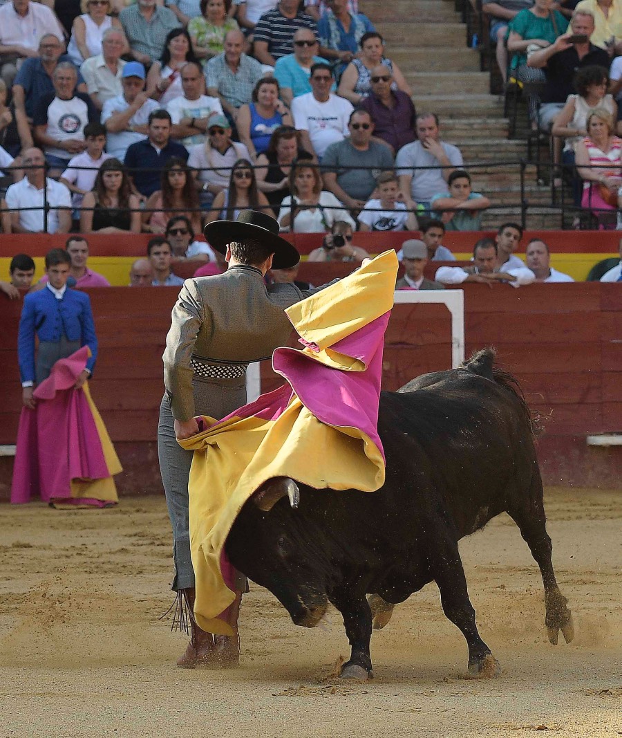 Valencia. Clase Práctica. 14 de julio de 2018