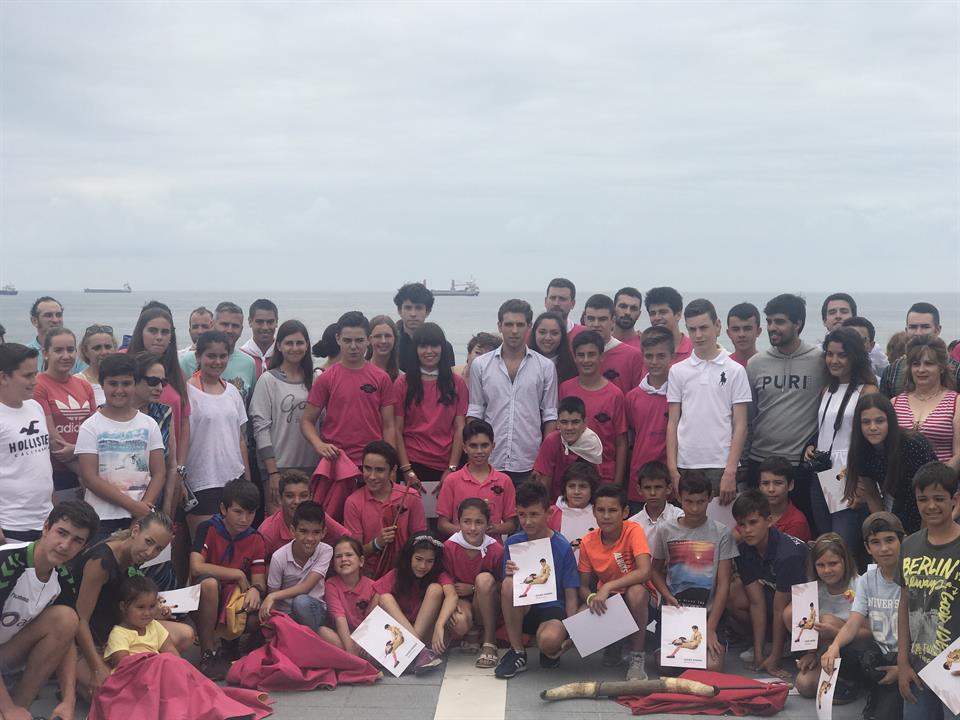 Jornada con su Club Joven de Santander