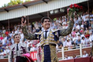 Luis David única oreja en Eauze