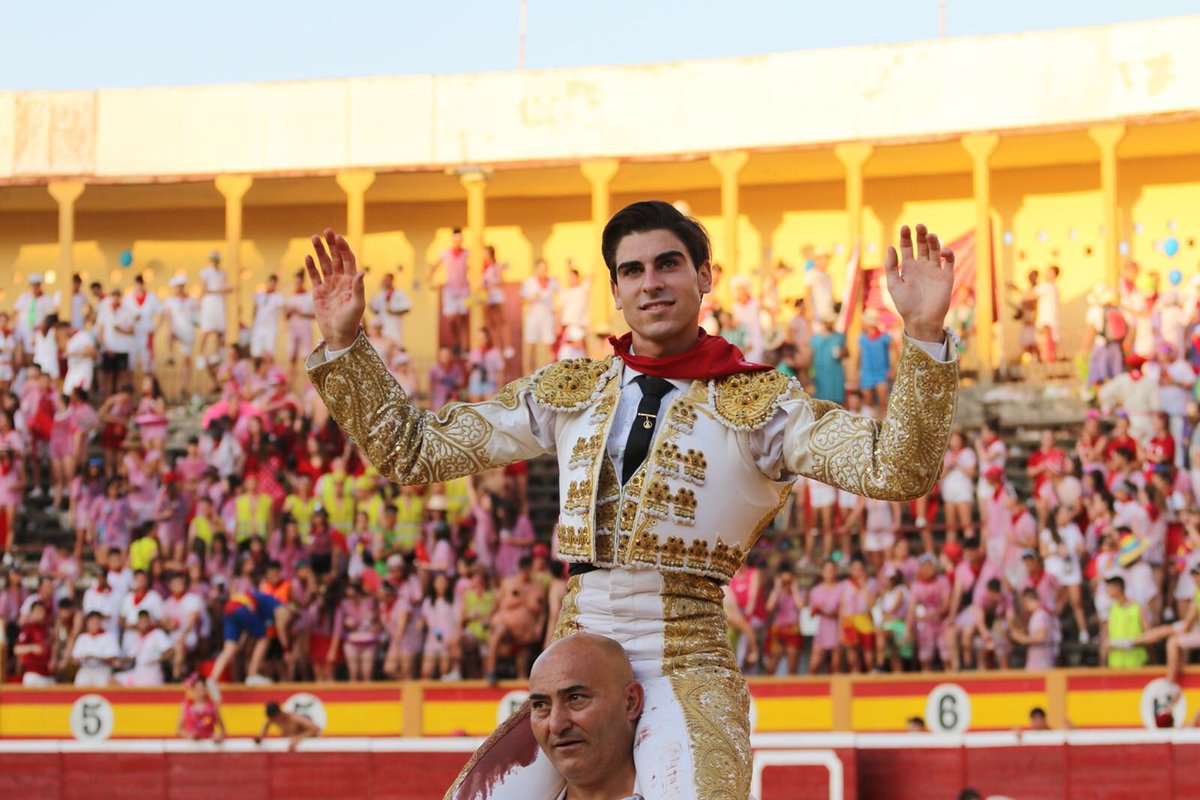 Tudela: triunfo de Pacheco y percance de Cerrato