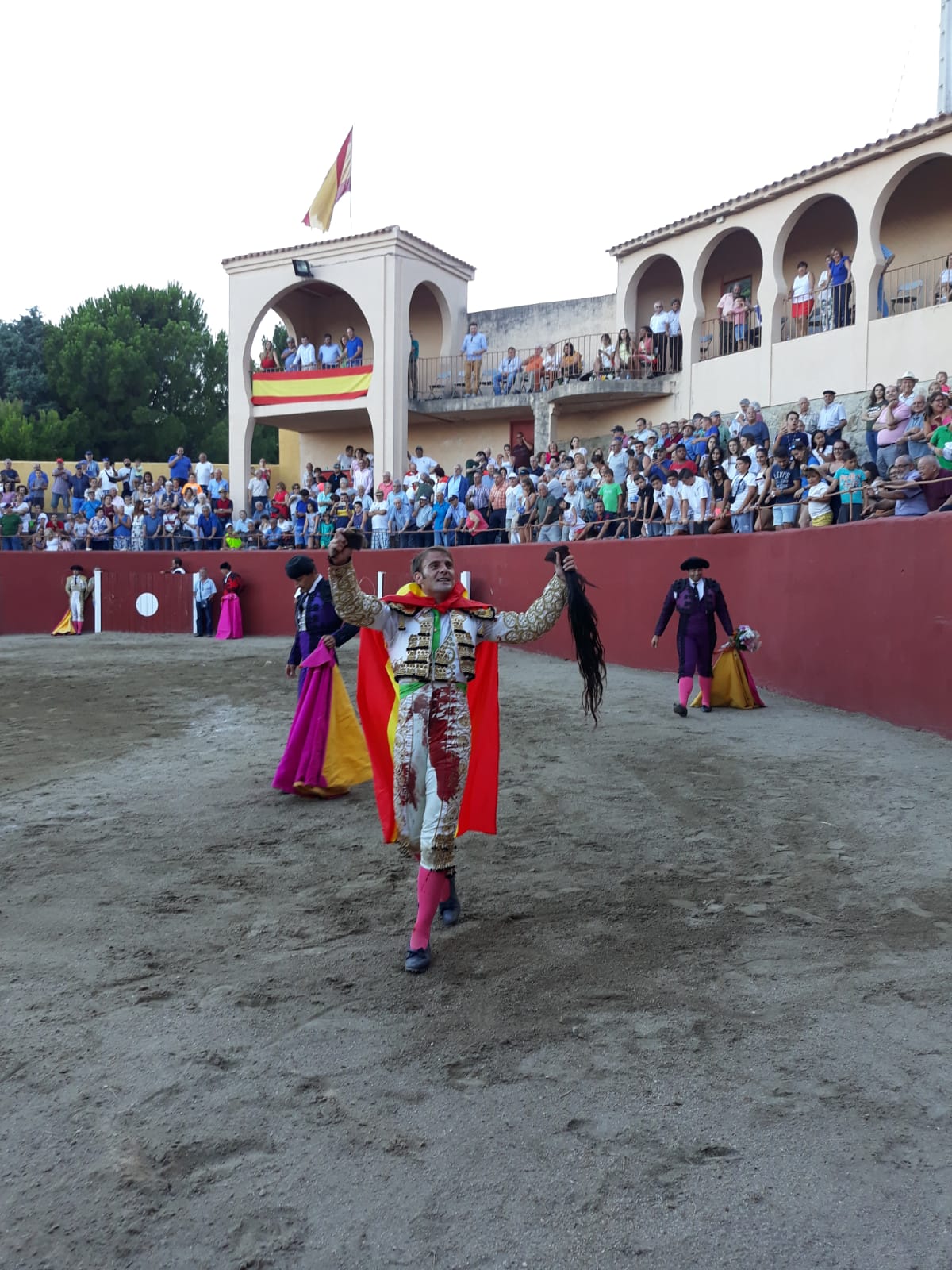 Éxitos de José Manuel y Lagartijo en Gavilanes
