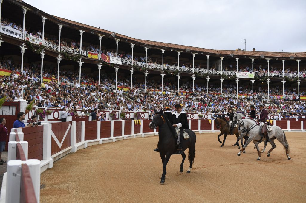 Gijón - Corrida de rejones - Domingo 12 de agosto de 2018