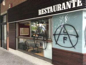 Atacan la sede del Club Taurino de Pamplona